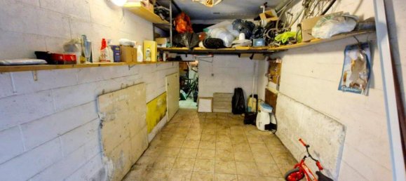 4-salle Appartement à Turin, Italy No. 161208 36