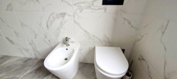 4-salle Appartement à Turin, Italy No. 161208 24