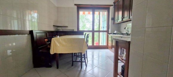 4-salle Appartement à Turin, Italy No. 161208 19