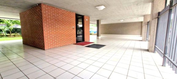 4-salle Appartement à Turin, Italy No. 161208 4