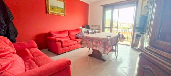 4-salle Appartement à Turin, Italy No. 161208 8