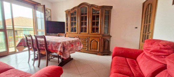 4-salle Appartement à Turin, Italy No. 161208 9