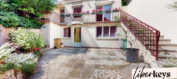 Casa de 3 dormitorios en Vitry-sur-Seine, France No. 308872 2