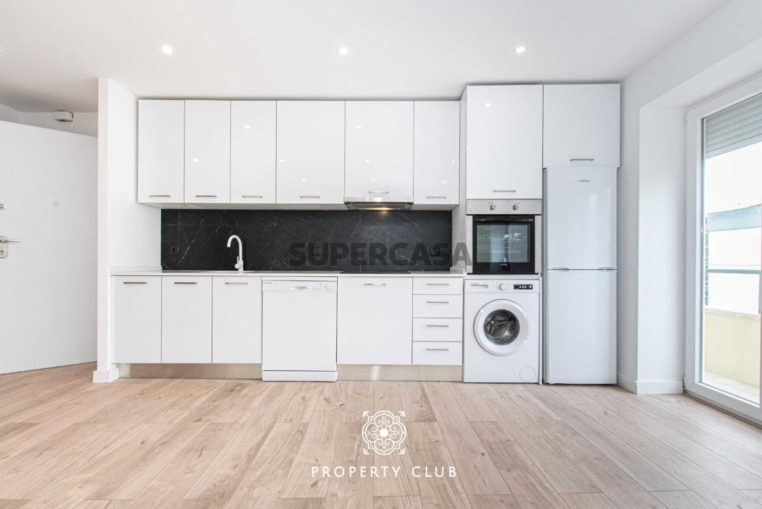 3 bedrooms Apartment in Odivelas, Portugal No. 329407