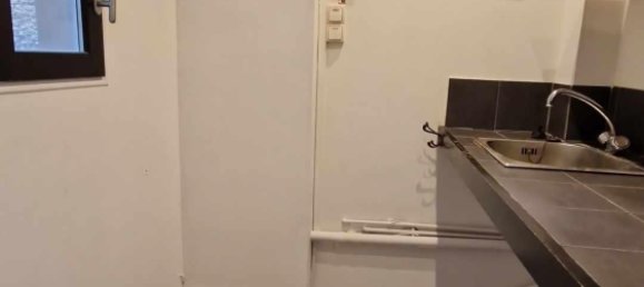 2 bedrooms House in Montreuil, France No. 266329 6