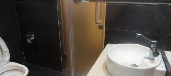 2 bedrooms Apartment in Hoan Kiem, Vietnam No. 4027 8