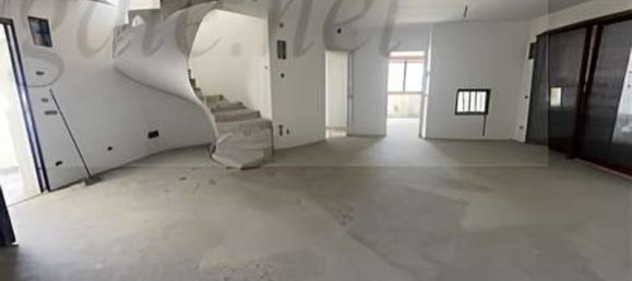 Apartamento de 2 divisões em Giussano, Italy N.º 8201 3