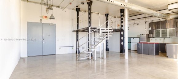 1 Schlafzimmer Gewerbliche Immobilien in Miami, USA, Nr. 614202 3