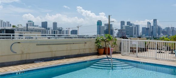 1 Schlafzimmer Gewerbliche Immobilien in Miami, USA, Nr. 614202 10