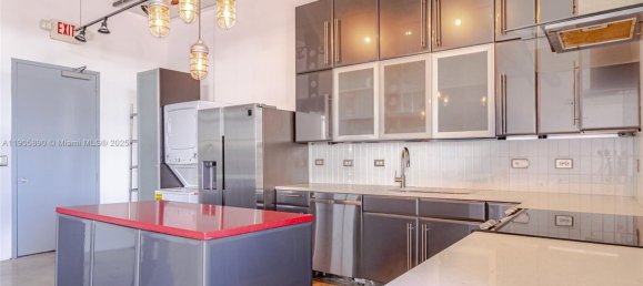 1 Schlafzimmer Gewerbliche Immobilien in Miami, USA, Nr. 614202 6