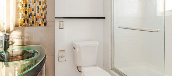 1 Schlafzimmer Gewerbliche Immobilien in Miami, USA, Nr. 614202 8