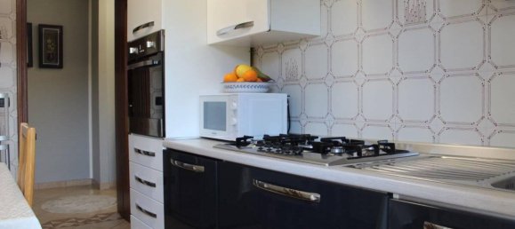 5 rooms Apartment in Fiesso Umbertiano, Italy No. 144856 7