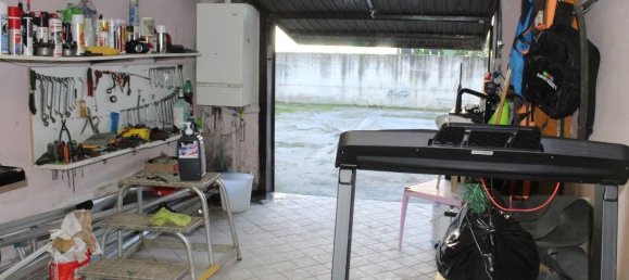 5 rooms Apartment in Fiesso Umbertiano, Italy No. 144856 19