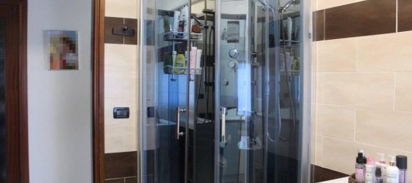 5 rooms Apartment in Fiesso Umbertiano, Italy No. 144856 13