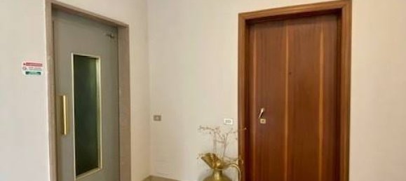 2 bedrooms Penthouse in Como, Italy No. 216038 5