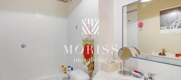 1 bedroom Apartment in Montreuil, France No. 187461 6