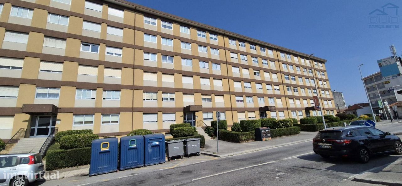 2 bedrooms Apartment in Senhora da Hora, Portugal No. 298039