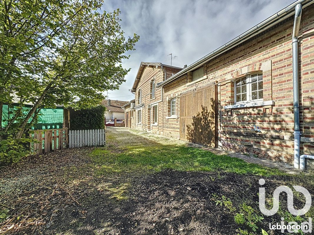 2 bedrooms House in Sainte-Menehould, France No. 232117