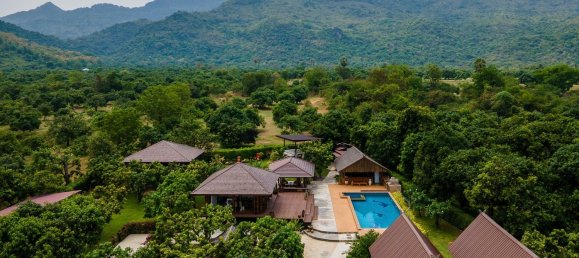 4 bedrooms Cafe / restaurant in Hua Hin, Thailand No. 6248 2