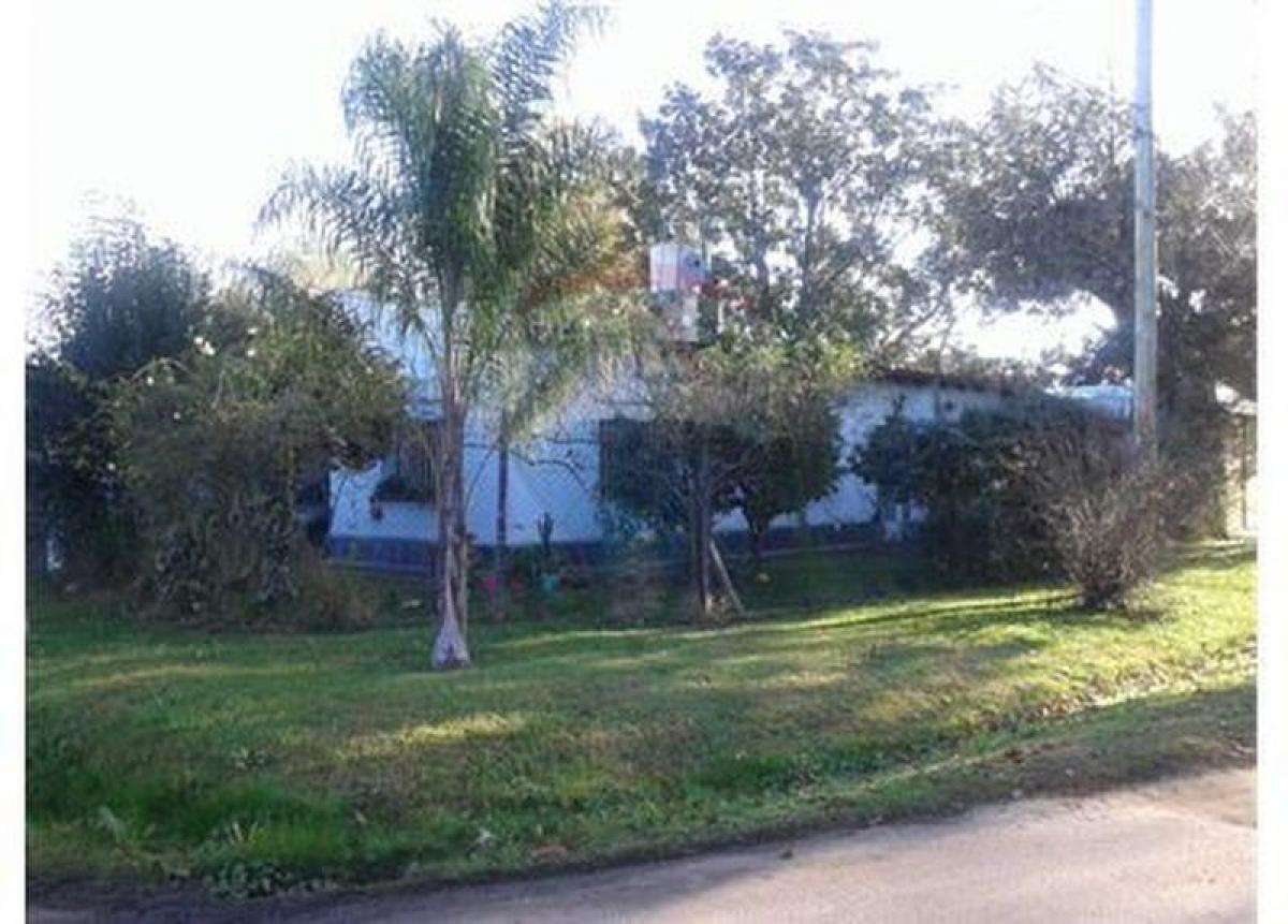 2 bedrooms House in Escobar, Argentina No. 55364