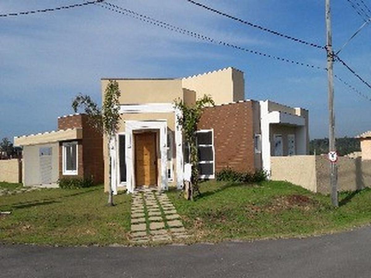 Casa de 3 dormitorios en Sao Paulo, Brazil No. 514003