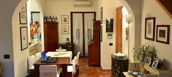6 rooms Villa in Montignoso, Italy No. 49600 8