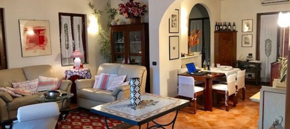 6 rooms Villa in Montignoso, Italy No. 49600 9