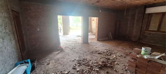 2 Schlafzimmer Haus in Marliana, Italy, Nr. 320504 11