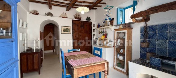 Вилла с 3 спальнями в Липари, Италия № 277303 23