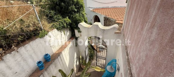 Вилла с 3 спальнями в Липари, Италия № 277303 16