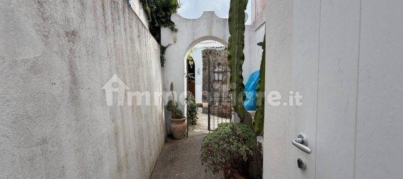 Вилла с 3 спальнями в Липари, Италия № 277303 18