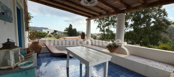 Вилла с 3 спальнями в Липари, Италия № 277303 4