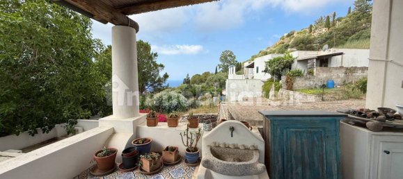 Вилла с 3 спальнями в Липари, Италия № 277303 7