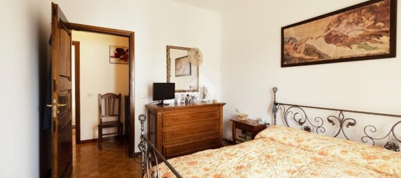 Casa de 4 dormitorios en Medesano, Italy No. 345997 34