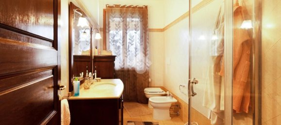 Casa de 4 dormitorios en Medesano, Italy No. 345997 28