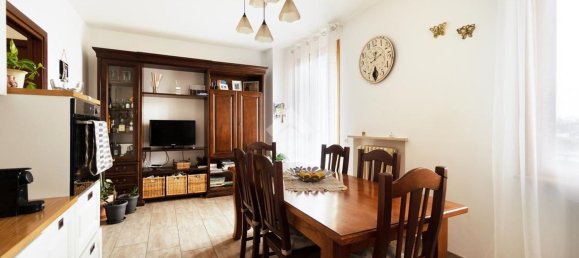 Casa de 4 dormitorios en Medesano, Italy No. 345997 27