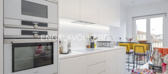 3 bedrooms Apartment in Lisbon, Portugal No. 93794 14