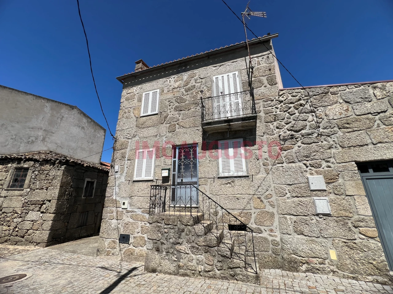 3 bedrooms House in Gouveia, Portugal No. 241886