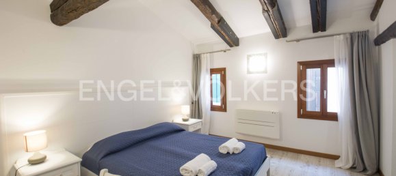 3 bedrooms Building in Venice, Italy No. 20313 11