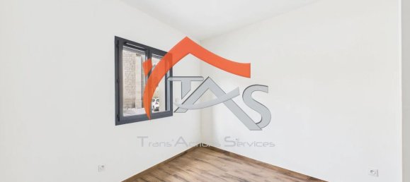 Дом с 3 спальнями в Сен-Шамон, Франция № 335083 7