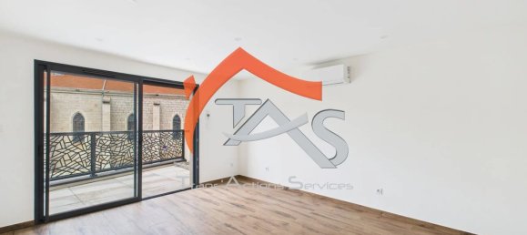 Дом с 3 спальнями в Сен-Шамон, Франция № 335083 2