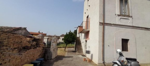 Casa de 6 divisões em Mozzagrogna, Italy N.º 105805 2