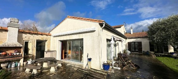 Casa de 7 dormitorios en Saint-Augustin, France No. 103129 24