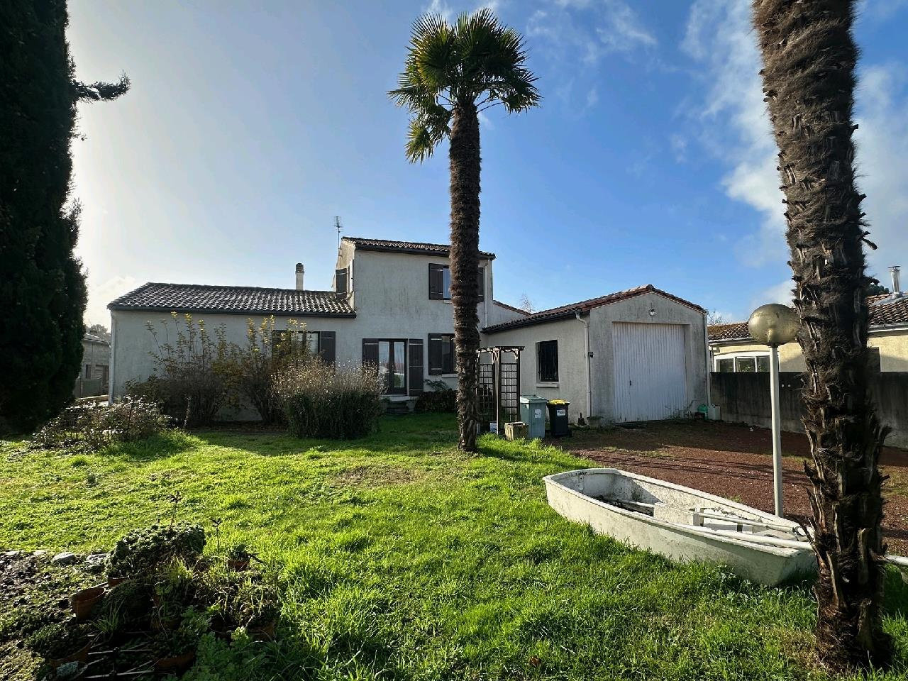 Casa de 7 dormitorios en Saint-Augustin, France No. 103129
