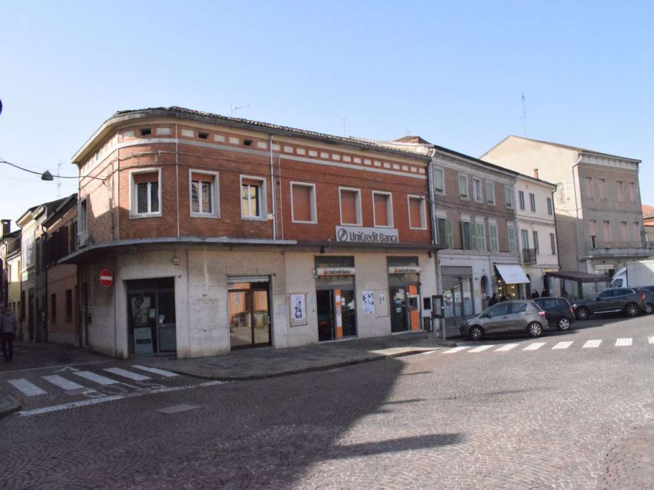 3غرفة شقة في Bondeno, Italy رقم 171307