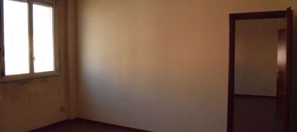 3غرفة شقة في Bondeno, Italy رقم 171307 9