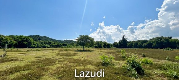  Commercial property in Pran Buri, Thailand No. 25319 4