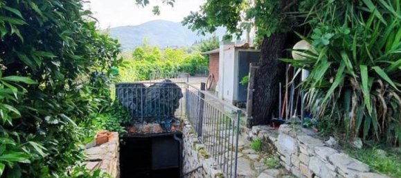 4 rooms Apartment in Calenzano, Italy No. 38644 62