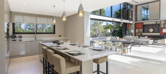 Villa de 5 dormitorios en Mougins, France No. 349438 5