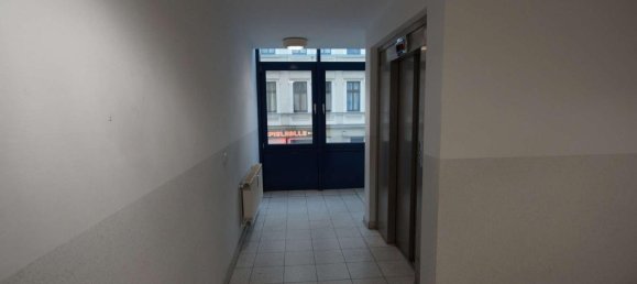 662m² Building in Magdeburg, Germany No. 55456 8